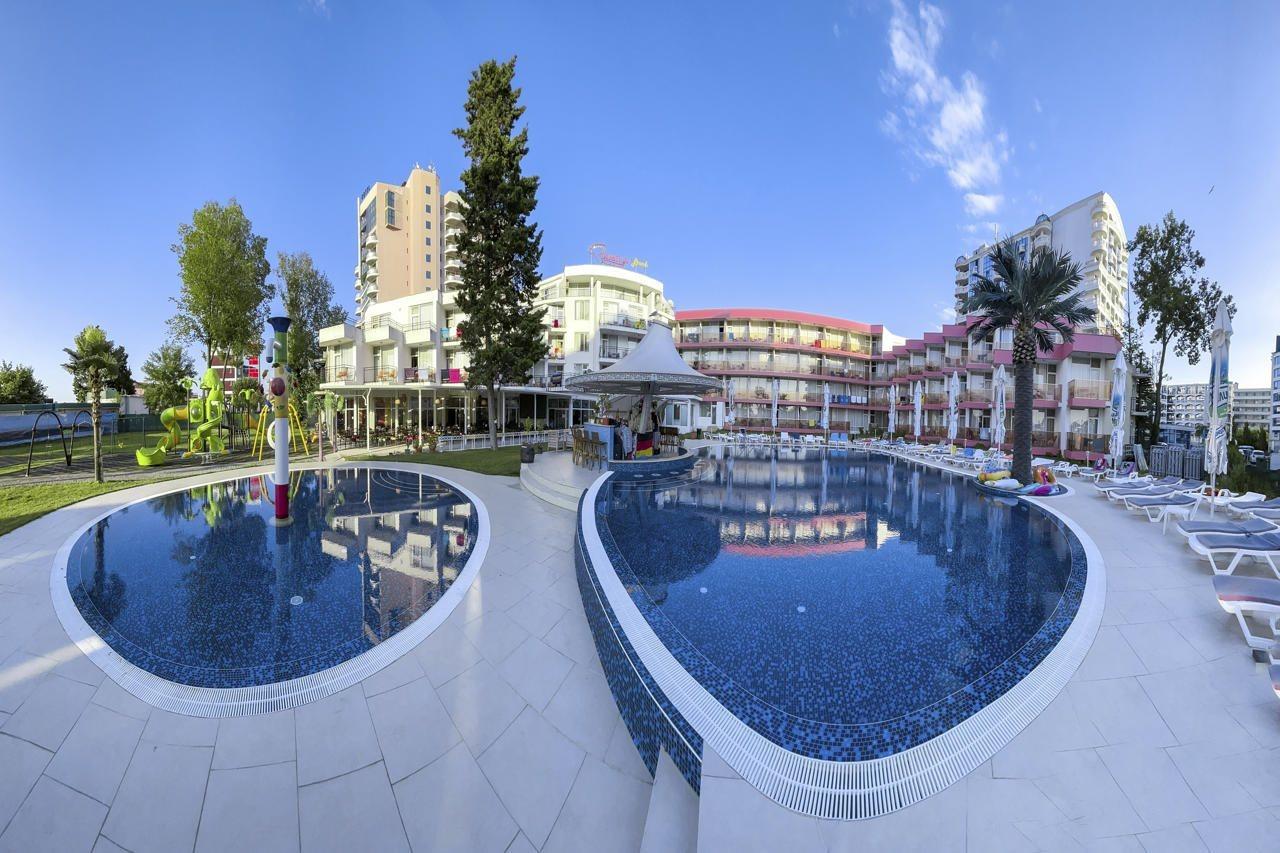 Flamingo Beach Hotel Pantai Sunny Bagian luar foto